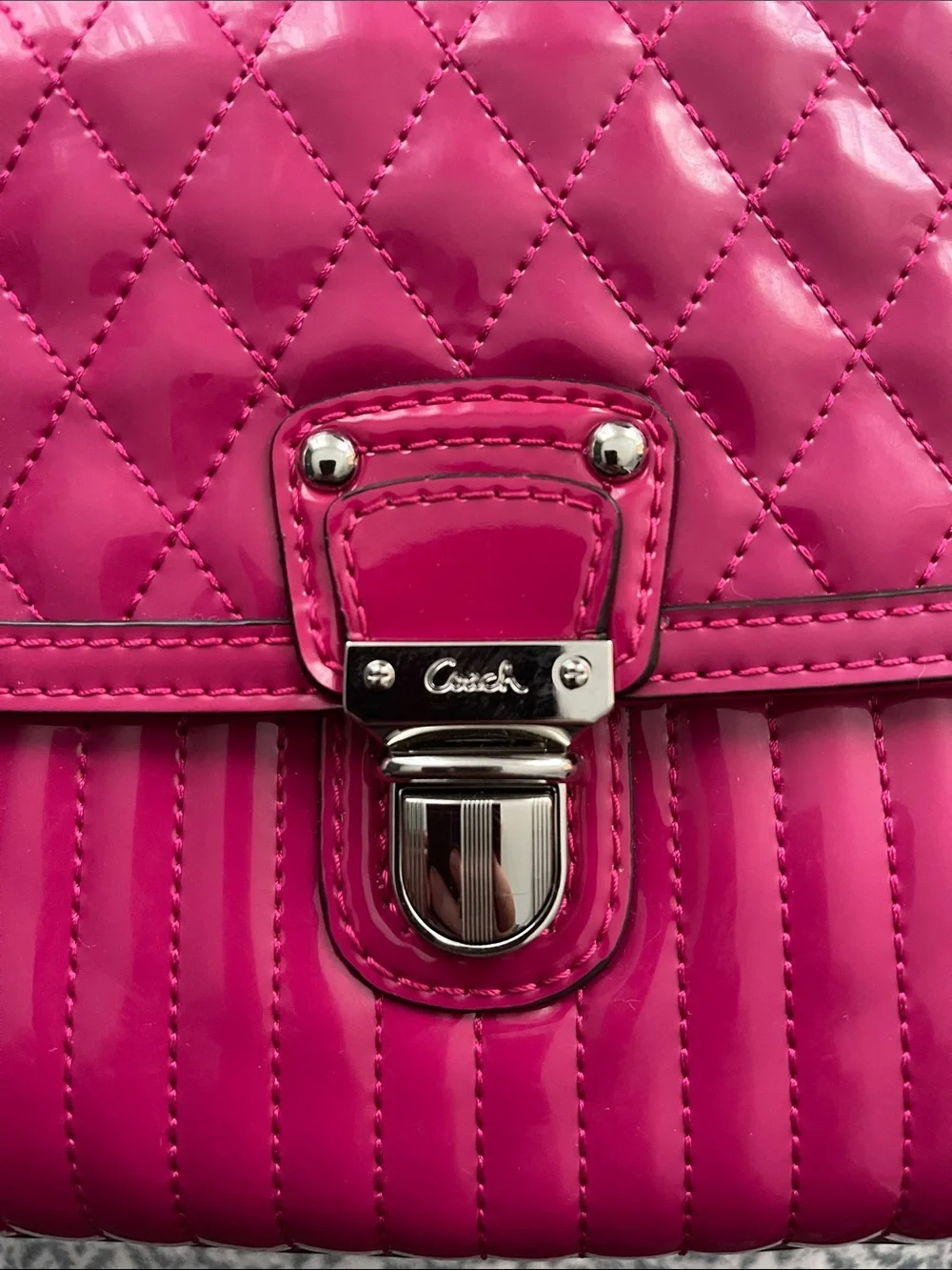 Authentic Y2K Coach Poppy Liquid Gloss Quilted Satchel – Magenta Pink (F20721)